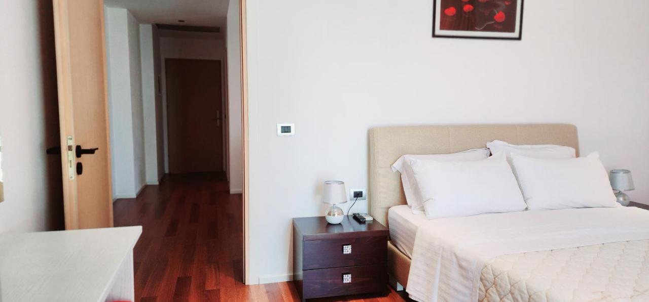 3B Suites Boutique Hotel Sarande Bagian luar foto