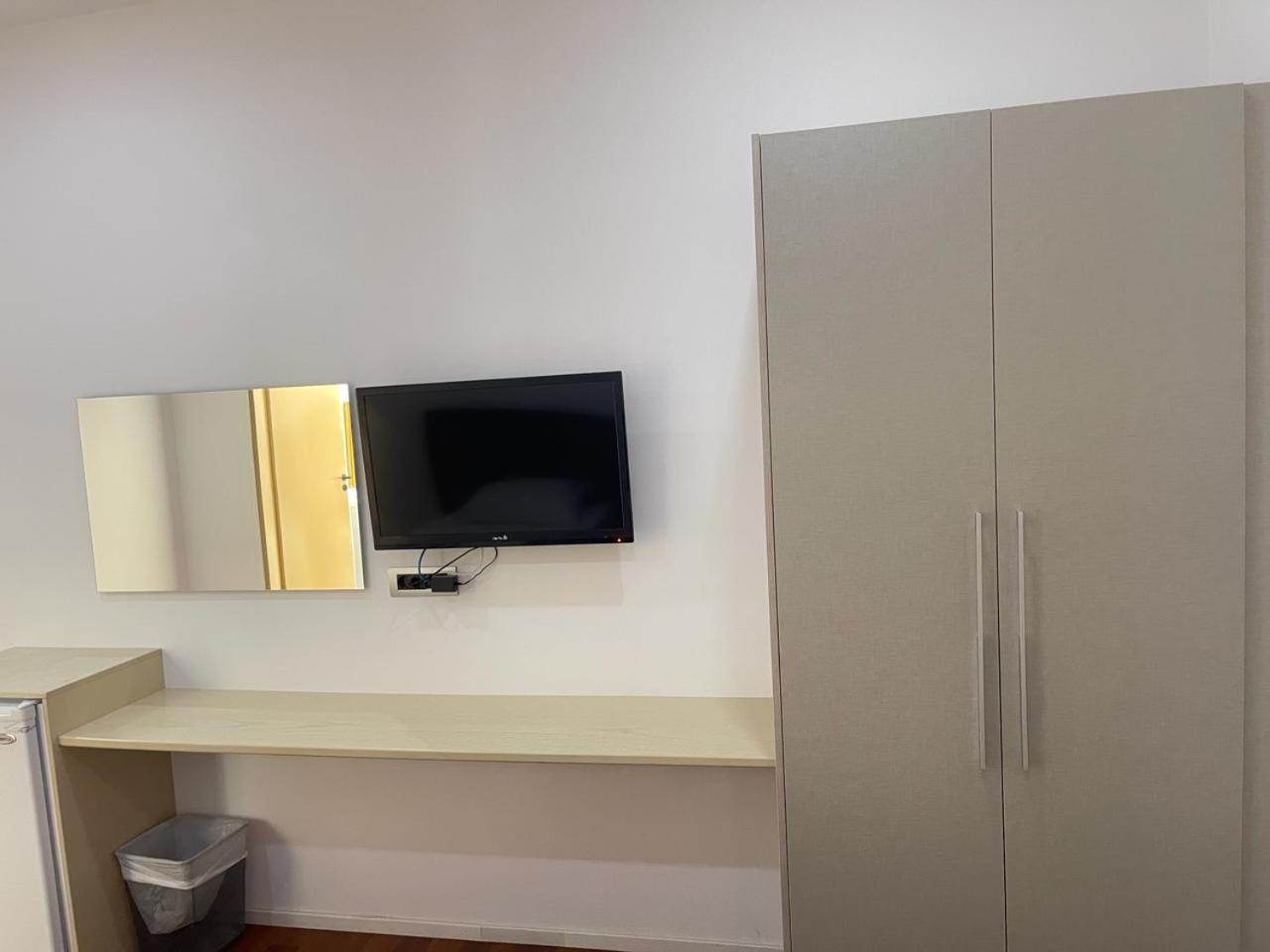 3B Suites Boutique Hotel Sarande Bagian luar foto