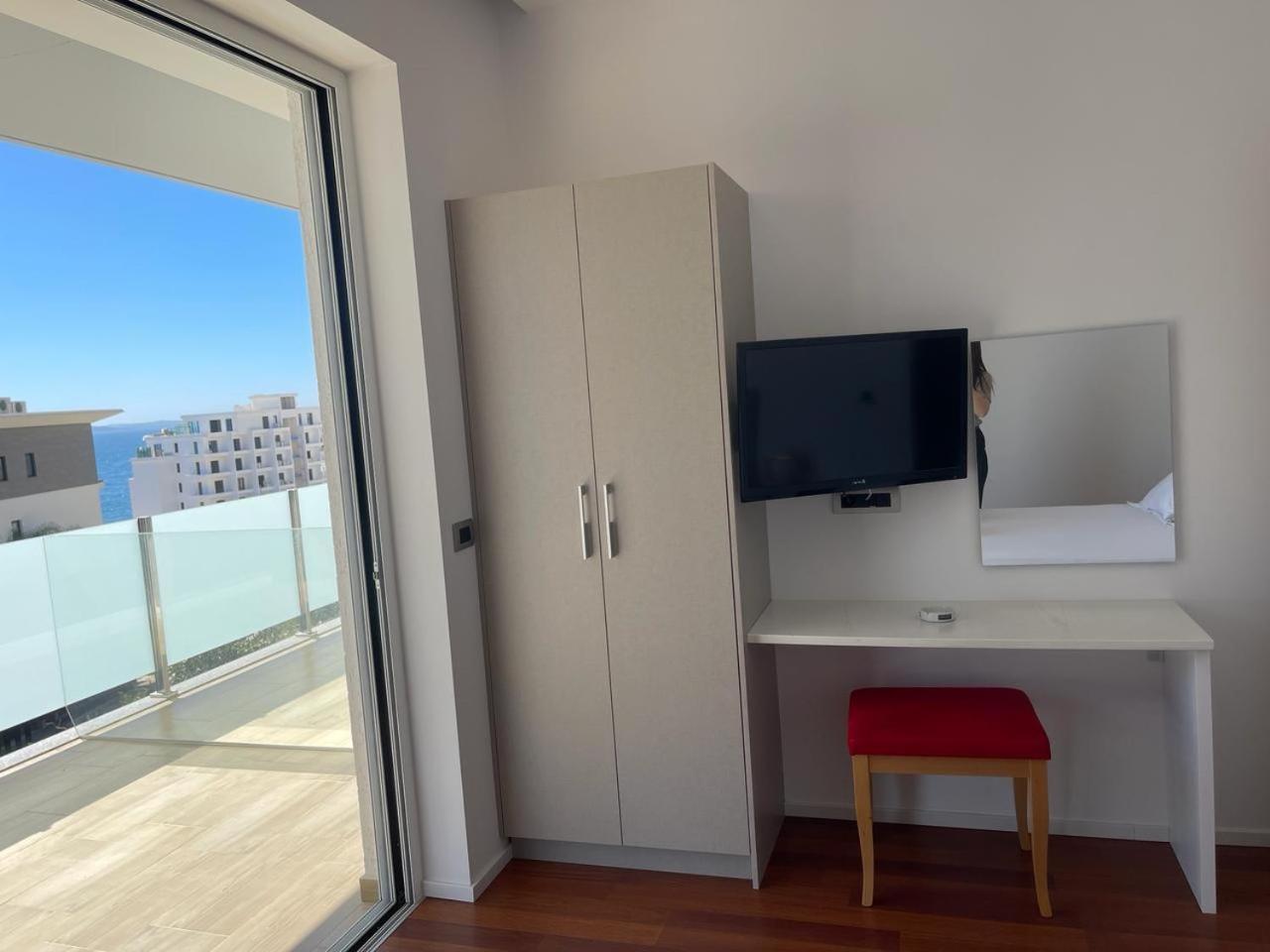 3B Suites Boutique Hotel Sarande Bagian luar foto