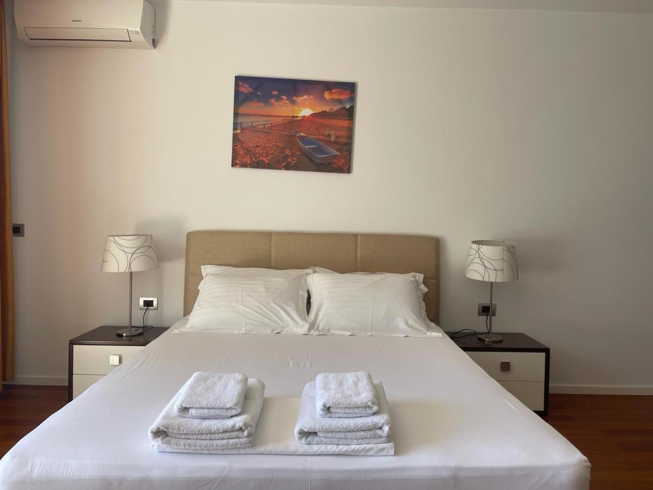 3B Suites Boutique Hotel Sarande Bagian luar foto
