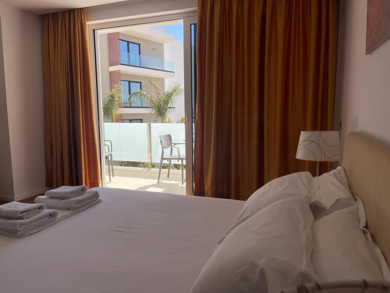 3B Suites Boutique Hotel Sarande Bagian luar foto