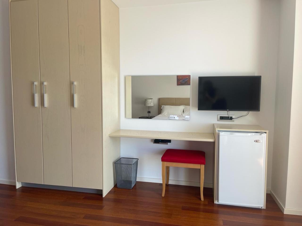 3B Suites Boutique Hotel Sarande Bagian luar foto