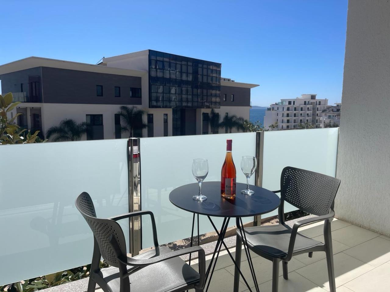 3B Suites Boutique Hotel Sarande Bagian luar foto